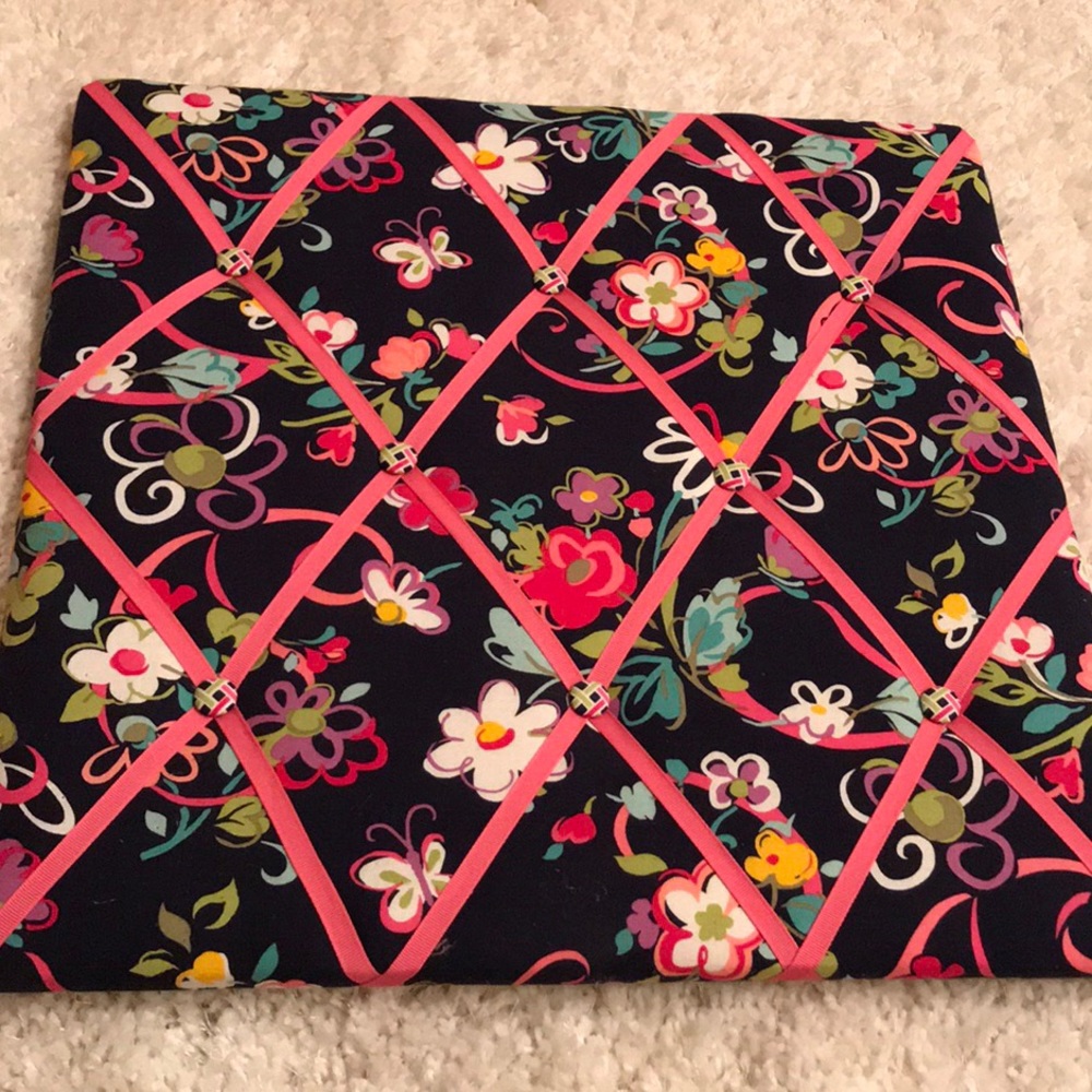 Vera Bradley Ribbon Memo Board in Ribbons pattern